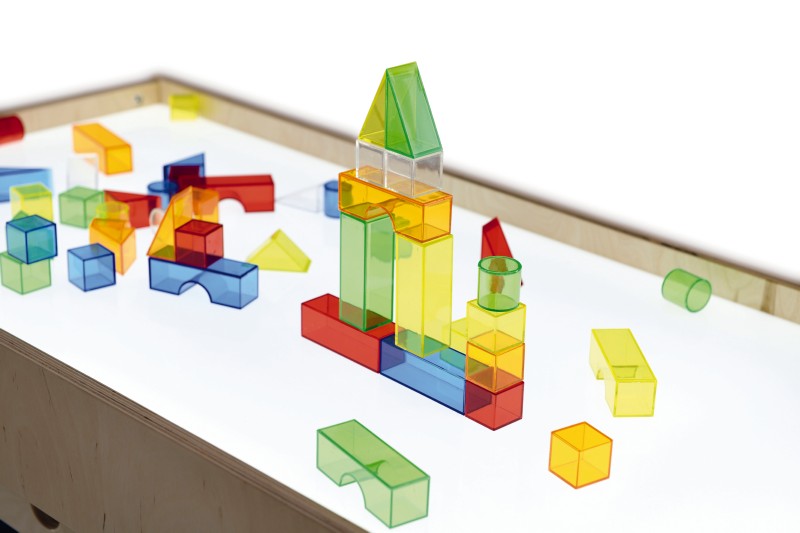 Veliki osvijetljeni stol s integriranim LED panelom - Slika 2