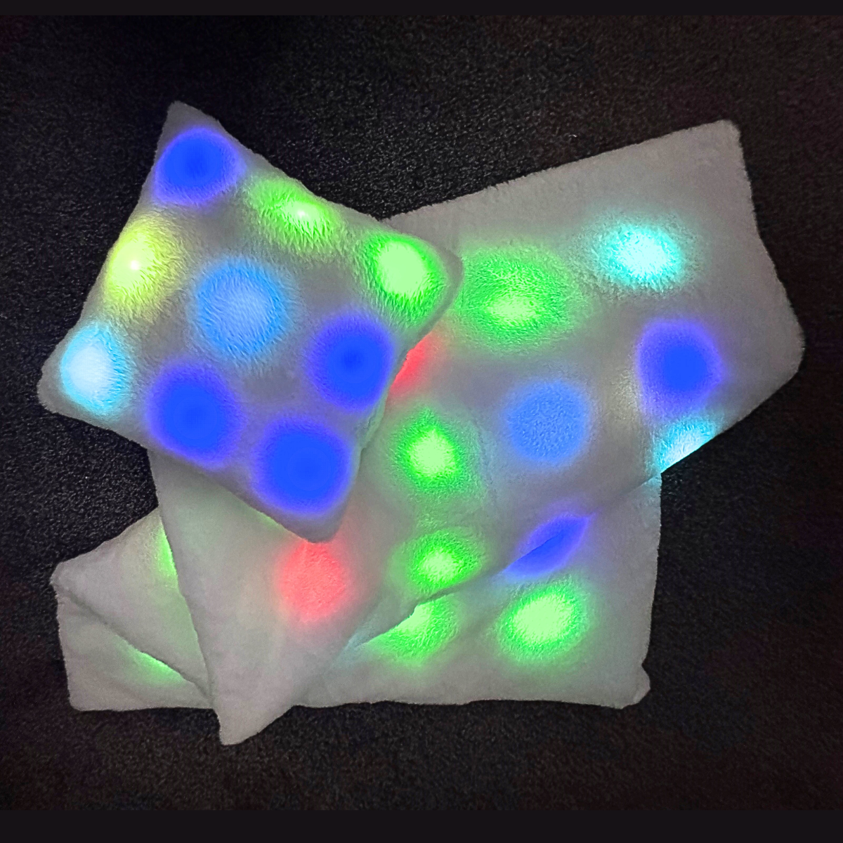 Svetleći LED jastuk i deka – Senzorni set s mjenjajućim svjetlom - Slika 6